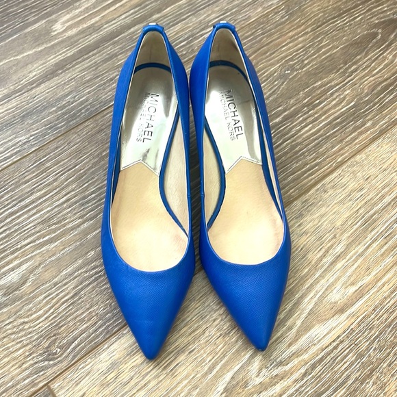 MICHAEL Michael Kors Shoes - Michael kors cobalt blue flex heels